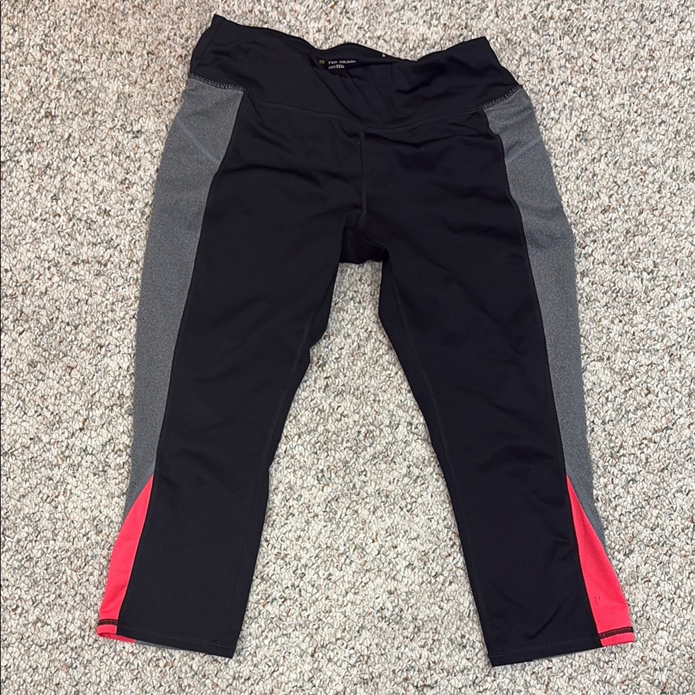 Black and Gray Athletic leggings